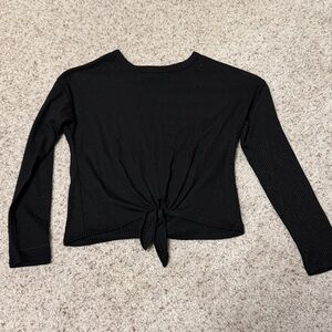 Girls long sleeve black tee